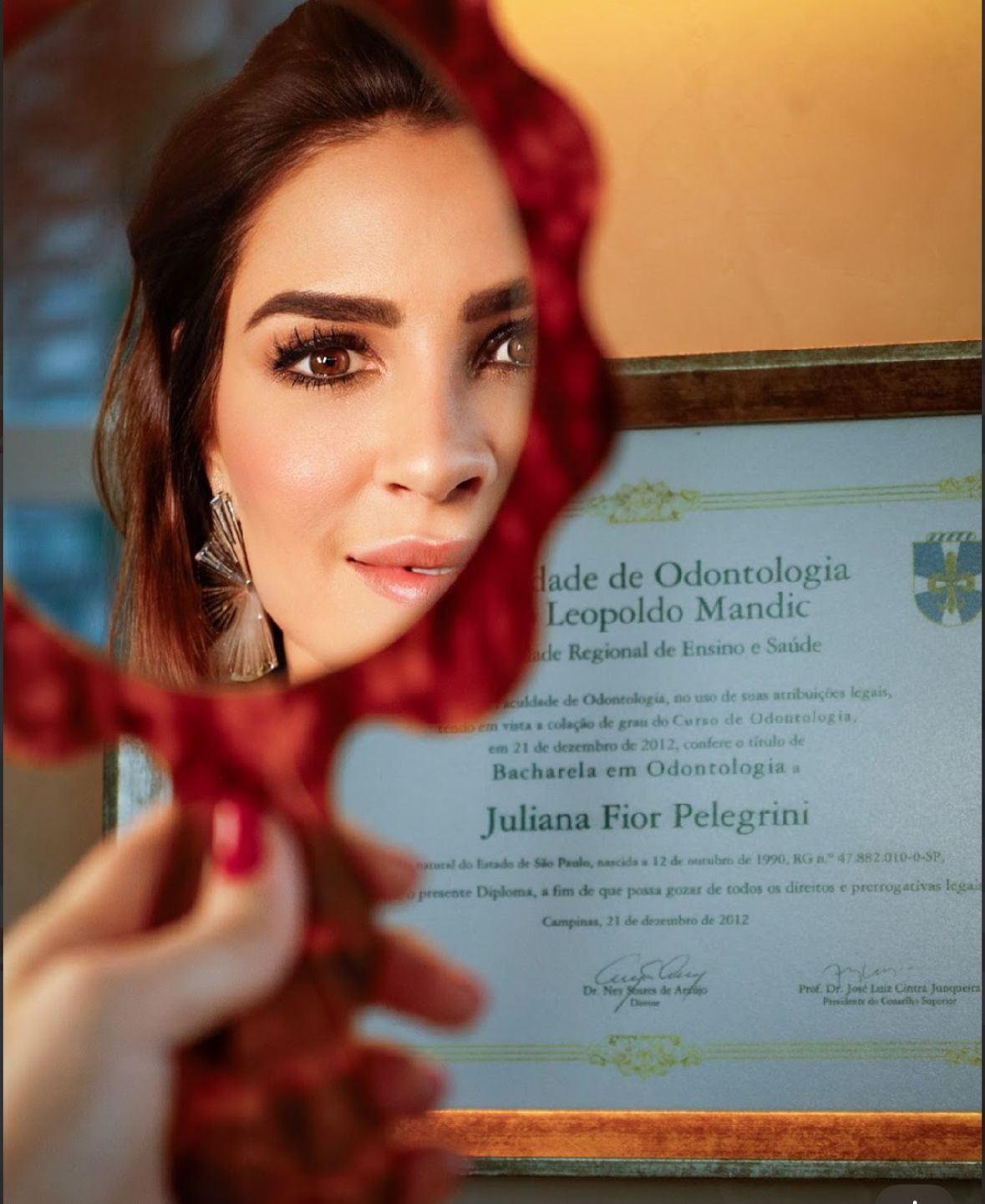 Retrato da Dra. Juliana Pelegrini